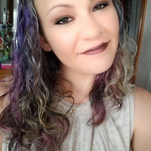 Meet your Posher, Alaina